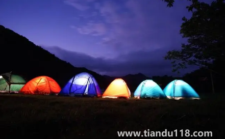 2022國(guó)慶露營(yíng)帶外套嗎3