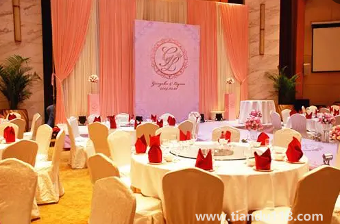 2022年農歷8月辦酒席的好日子有哪些3