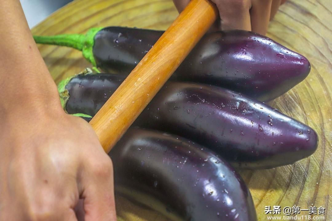 蒸茄子的做法（蒸茄子怎么做）(圖3)
