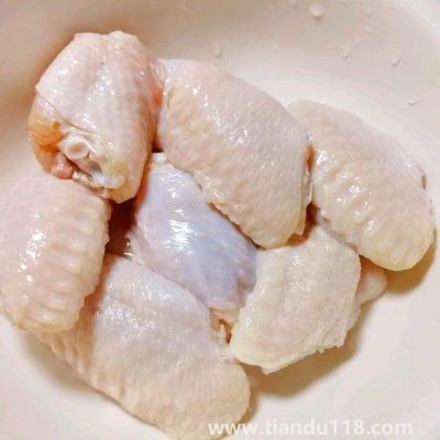 烤雞翅的做法（烤雞翅怎么做）(圖2)