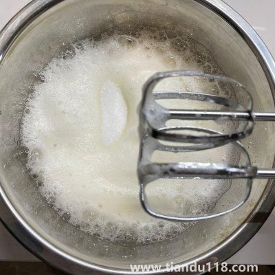 戚風蛋糕的做法（戚風蛋糕怎么做）(圖4)