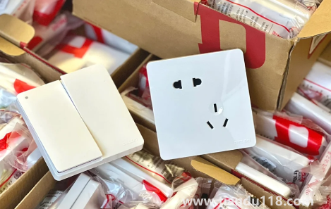 德力西開關(guān)插座質(zhì)量怎么樣1