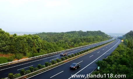 2022年國(guó)慶開(kāi)車(chē)去長(zhǎng)沙會(huì)堵嗎2