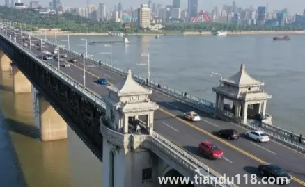 2022河南中秋節(jié)高速公路免費(fèi)嗎（中秋節(jié)放假是從哪一年開始的）