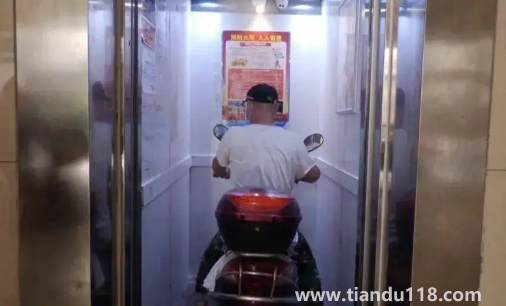 電動(dòng)車進(jìn)入電梯違法嗎（電動(dòng)車進(jìn)入電梯為什么會(huì)起火）