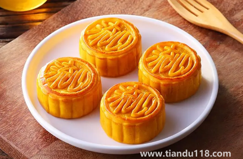 月餅在快遞過程中會(huì)不會(huì)變質(zhì)（吃月餅要注意什么）