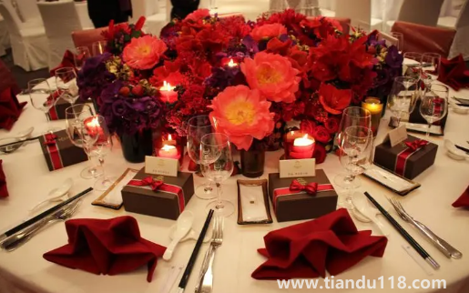 訂婚宴是男方請(qǐng)還是女方請(qǐng)2