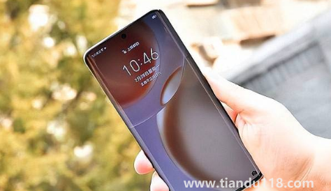 榮耀magic5是小屏手機是真的嗎（榮耀Magic5最新消息）