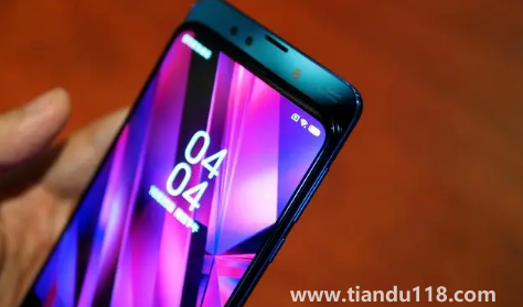 榮耀magic5是小屏手機(jī)是真的嗎3