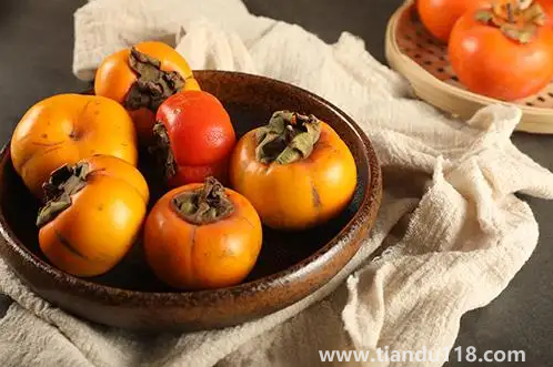 硬柿子放久了會(huì)變成軟柿子嗎3