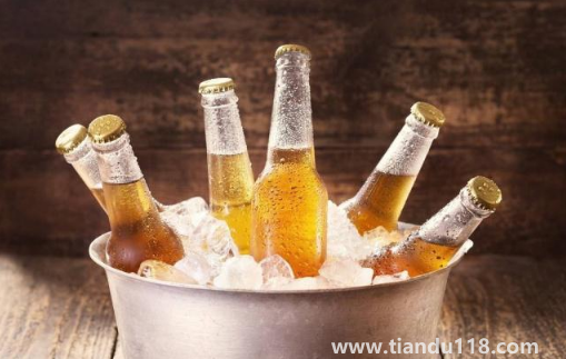 1瓶啤酒幾小時(shí)吹不出來酒駕2