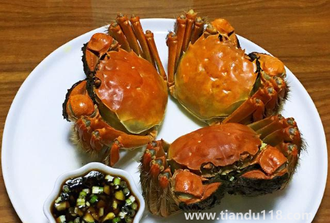 吃了螃蟹吃什么去寒氣（吃螃蟹的注意事項(xiàng)）