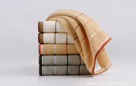 毛巾變硬用醋還是用堿（毛巾變硬了怎么辦）