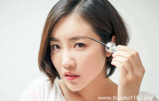 激光洗眉一般需要多少錢(激光洗眉會(huì)留下疤痕嗎)(圖2) 激光洗眉一般需要多少錢2