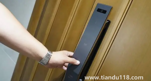 2022年11月16日宜安裝新門嗎(安門有哪些注意事項)(圖2) 2022年11月16日宜安裝新門嗎2