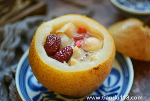 煮梨水用什么梨好一點（煮梨水的方法）