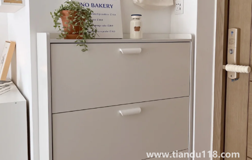 鞋柜可以放在陽臺(tái)上嗎1