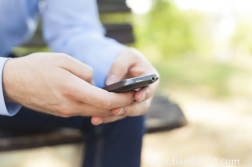 手機(jī)放在枕頭邊有害嗎1