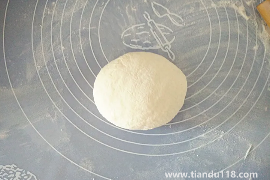 用白糖發(fā)面大概多長(zhǎng)時(shí)間2