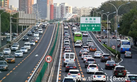 2023北京元旦期間小型貨車白天能進五環(huán)嗎2