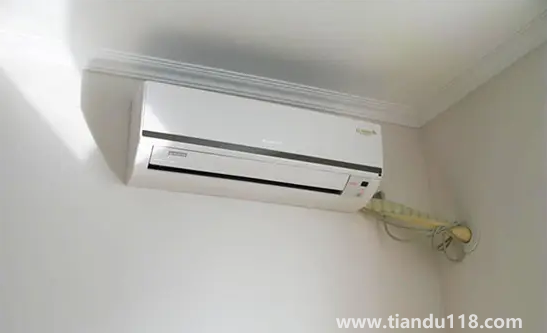 秋天室內(nèi)空調(diào)調(diào)制冷還是制熱2