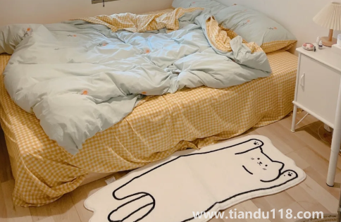 床邊地毯多大尺寸合適（床邊地毯怎么選擇）