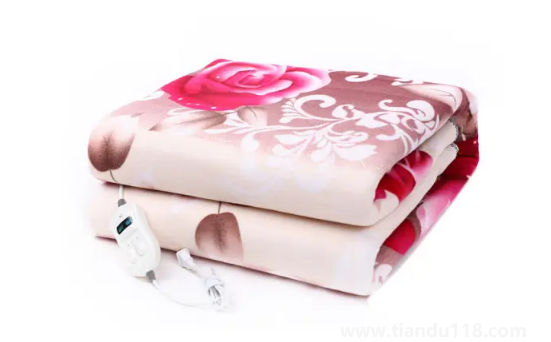 電熱毯水暖的好還是電暖的好（電熱毯的使用方法）