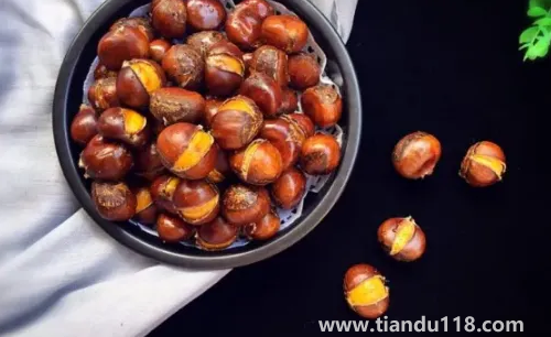 帶殼的板栗怎么煮好吃又簡單3
