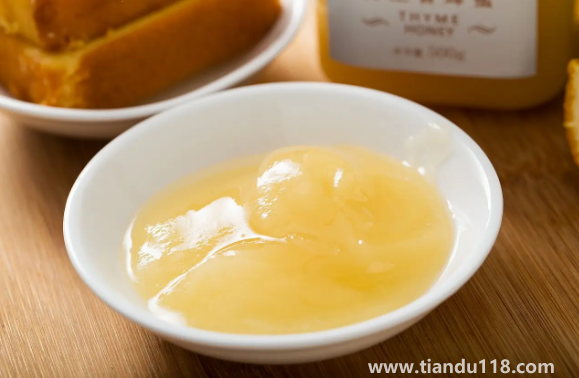 蜂蜜冬天結晶后到夏天能化嗎（能結晶的蜂蜜就是真的嗎）