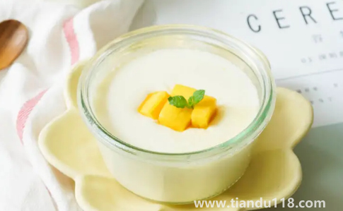 雙皮奶牛奶和蛋清的比例是多少3