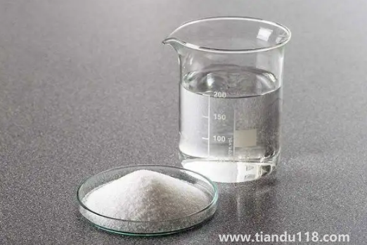 嗓子疼喝淡鹽水管用嗎（嗓子疼要注意什么）