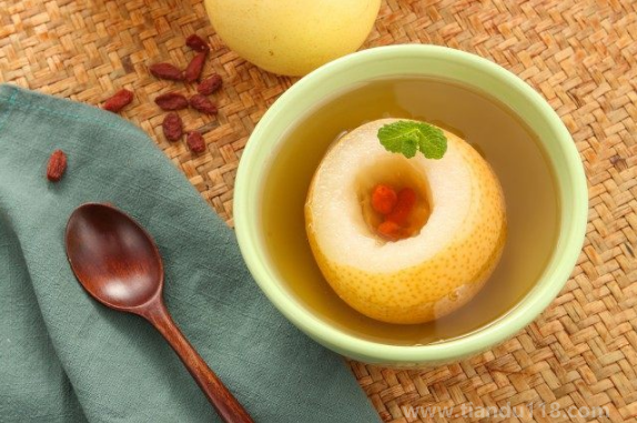 熬的梨湯隔夜還能喝嗎（熬梨湯的正確方法）
