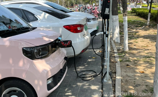 慢充充電樁充滿(mǎn)了會(huì)自動(dòng)斷電嗎（沒(méi)有家用充電樁怎么選擇）